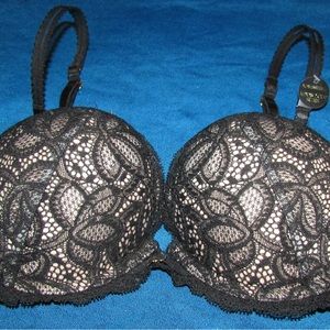Victoria’s Secret Black Lace Bombshell Bra 32C